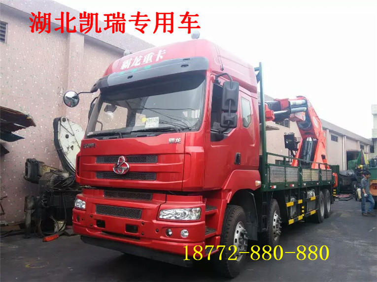 柳汽國五隨車吊 柳汽國五隨車吊