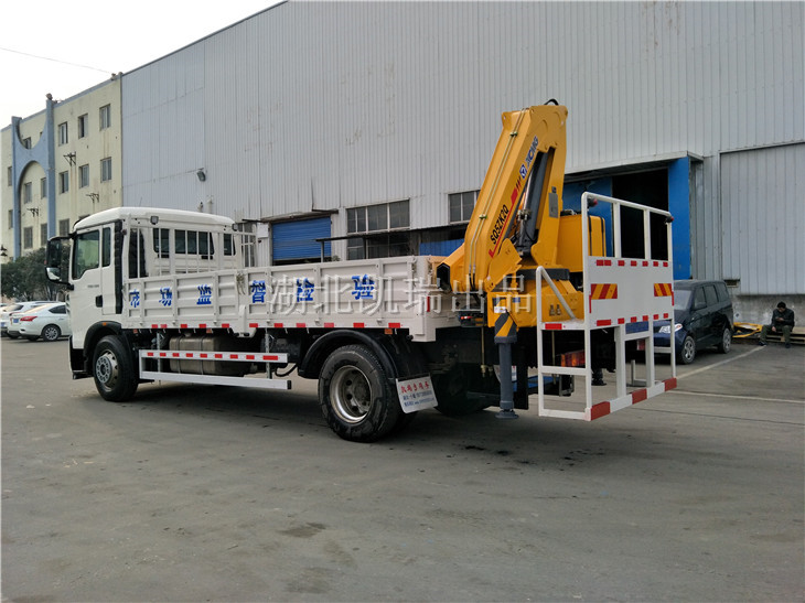 明光計量所計量檢衡車(左后) 明光計量所計量檢衡車(左后)