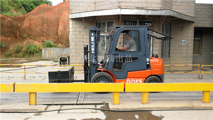 ��(du��)��܇���M(j��n)�И�(bi��o)��