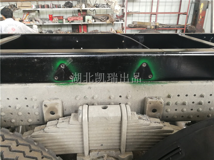 �����֧�ܶ�λ��