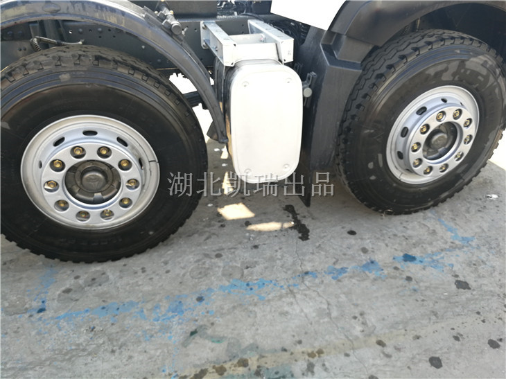 һ�����S֮�g���Ś��b��