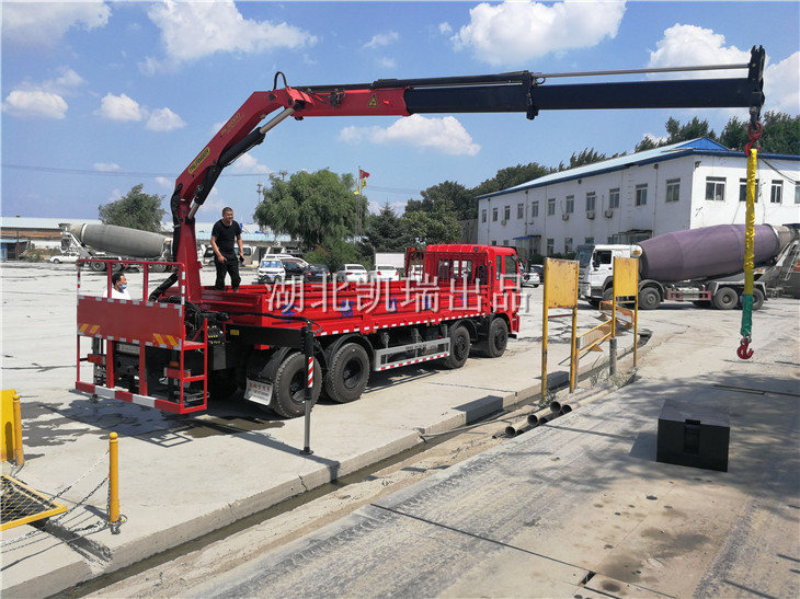 檢衡車砝碼吊裝 檢衡車砝碼吊裝