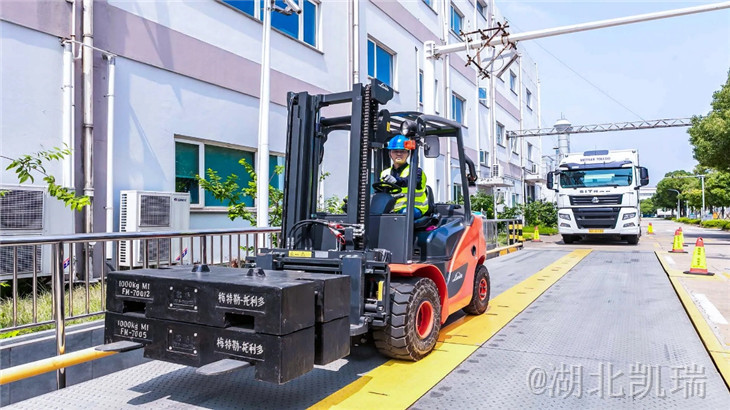 叉車叉運砝碼檢測角差 叉車叉運砝碼檢測角差