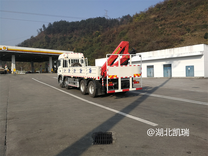 �z��܇;�����Յ^��Ƞ�r